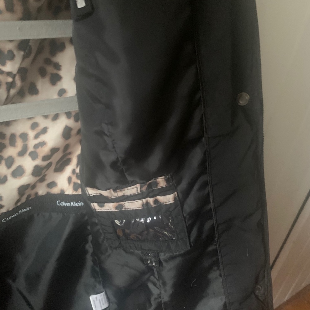 Calvin Klein Puffer - Picture 5 of 7